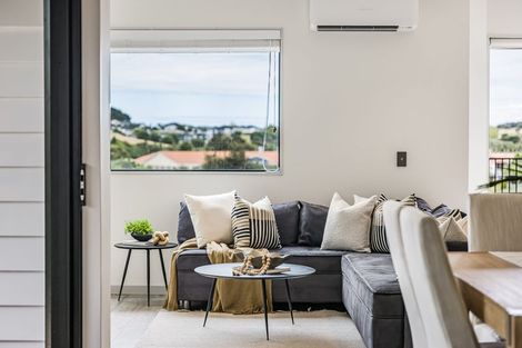 Photo of property in 16 Bella Vista Drive, Gulf Harbour, Whangaparaoa, 0930