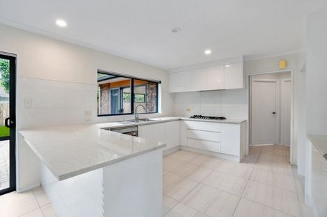 Photo of property in 58 Wattle Farm Road, Wattle Downs, Auckland, 2103
