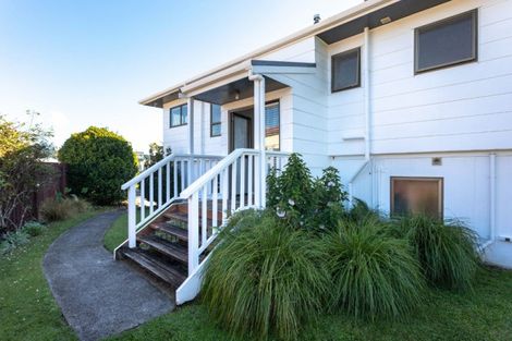 Photo of property in 167 Durrant Drive, Whangamata, 3620