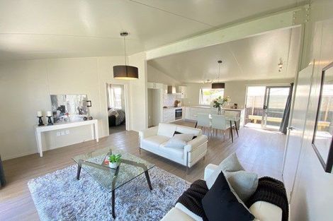 Photo of property in 3 Kingsbridge Drive, Burwood, Christchurch, 8083