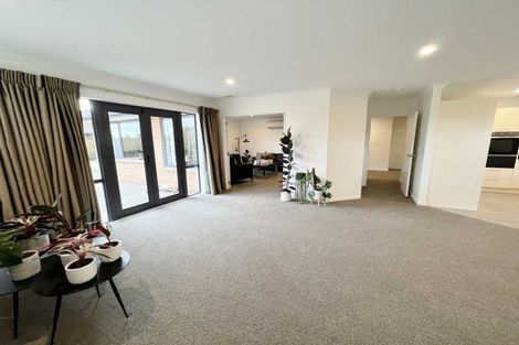 Photo of property in 2/1132 West Coast Road, West Melton, Christchurch, 7676