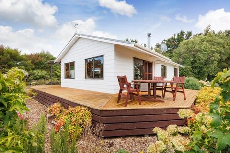Photo of property in 1141 Makino Road, Halcombe, Feilding, 4777