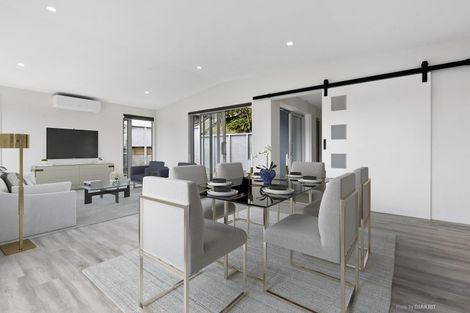 Photo of property in 83a Nevay Road, Miramar, Wellington, 6022