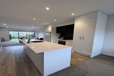 Photo of property in 3/46 Jane Maree Road, Kumeu, 0810