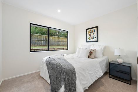 Photo of property in 26 Summermist Drive, Northpark, Auckland, 2013