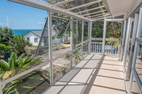 Photo of property in 43 Stratford Drive, Cable Bay, 0420