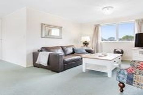 Photo of property in 54a Yeovil Road, Te Atatu Peninsula, Auckland, 0610