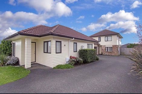 Photo of property in 16 Carrick Glen Avenue, Flat Bush, Auckland, 2019