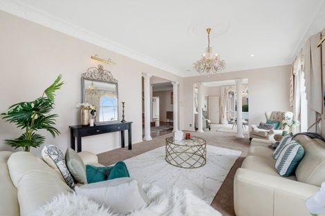 Photo of property in 35 Mccahill Views, Botany Downs, Auckland, 2010