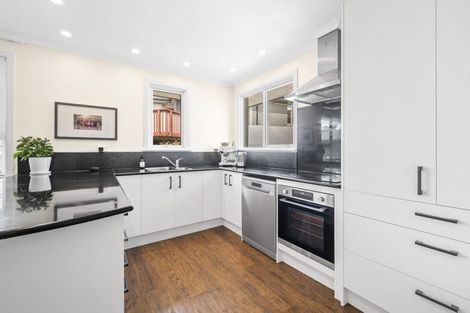 Photo of property in 81 Taupo View Road, Taupo, 3330