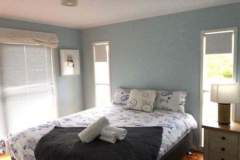 Photo of property in 21 St Ives Terrace, Mairangi Bay, Auckland, 0630