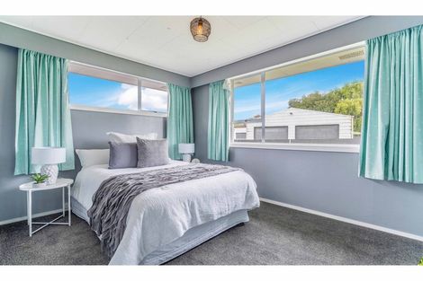 Photo of property in 35 Queen Street, Otautau, 9610