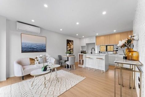 Photo of property in 6/12 Hamlin Road, Mount Wellington, Auckland, 1060