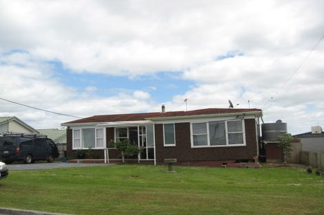 Photo of property in 78 Tiri Road, Tindalls Beach, Whangaparaoa, 0930