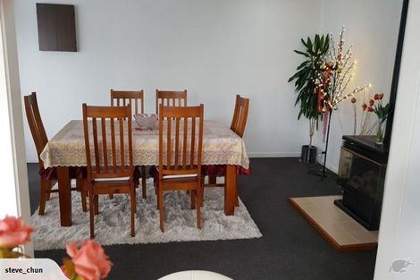 Photo of property in 8 Risby Place, Burnside, Christchurch, 8053