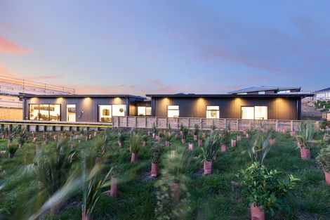 Photo of property in 20 Omaka Place, Aotea, Porirua, 5024