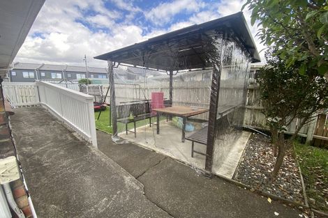 Photo of property in 42a Dale Crescent, Pakuranga, Auckland, 2010