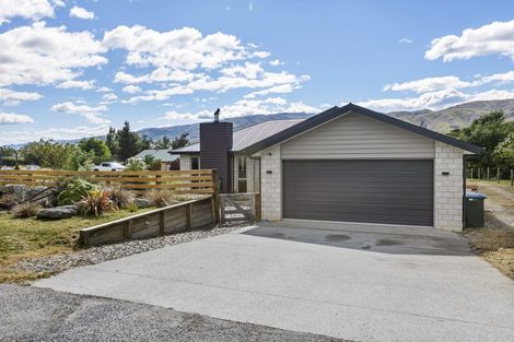 Photo of property in 2 Prospect Lane, Bannockburn, Cromwell, 9384