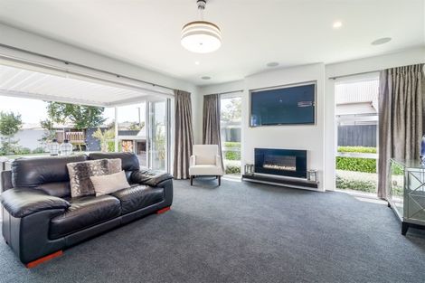 Photo of property in 212 Matsons Avenue, Papanui, Christchurch, 8053