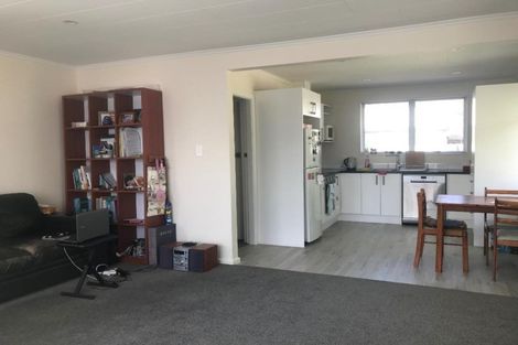 Photo of property in 2/171 Hills Road, Edgeware, Christchurch, 8013