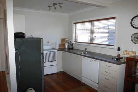 Photo of property in 41a Tiromoana Road, Raumati South, Paraparaumu, 5032