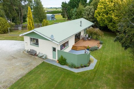 Photo of property in 349 Oteramika Road, Seaward Bush, Invercargill, 9871