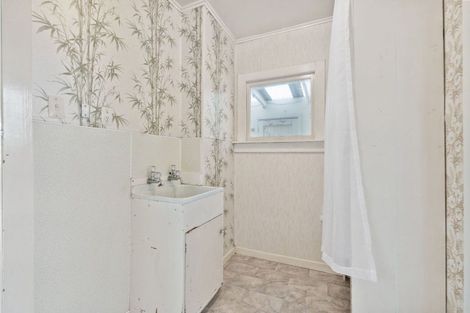 Photo of property in 54 Valley Road, Hikurangi, 0114