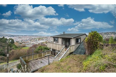 Photo of property in 74 Barnes Drive, Caversham, Dunedin, 9011