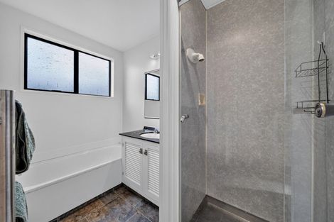 Photo of property in 2/44 Chipping Lane, Redwood, Christchurch, 8051
