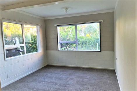 Photo of property in 377 East Coast Road, Mairangi Bay, Auckland, 0630
