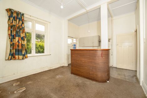 Photo of property in 372 South Road, Caversham, Dunedin, 9012
