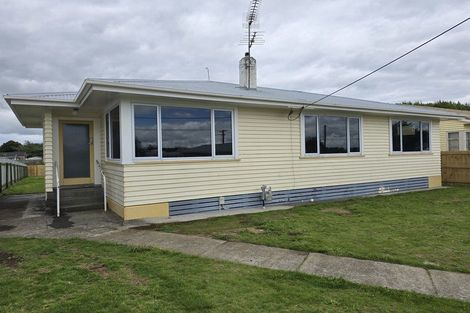 Photo of property in 22 Stanners Street, Eltham, 4322