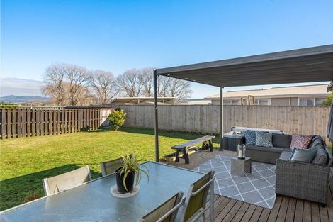 Photo of property in 22 Tawhara Place, Edgecumbe, 3120