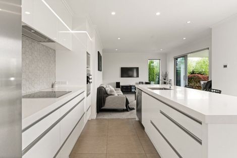 Photo of property in 17 Thornly Park Avenue, Mosgiel, 9024