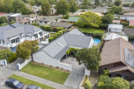 Photo of property in 56 Solway Avenue, Ilam, Christchurch, 8041