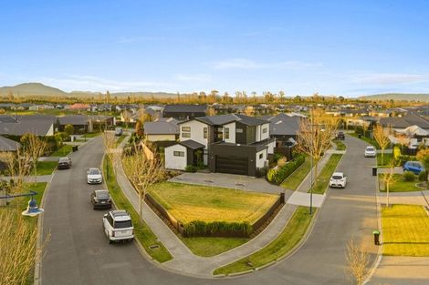 Photo of property in 1 De Surville Way, Pegasus, 7612
