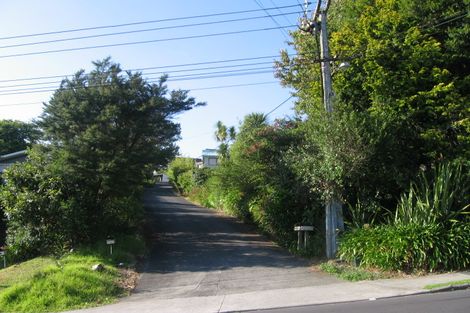 Photo of property in 3/9 Hogans Road, Glenfield, Auckland, 0629