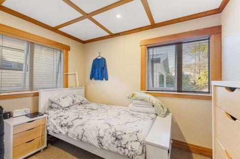 Photo of property in 39 Belt Road, Moturoa, New Plymouth, 4310