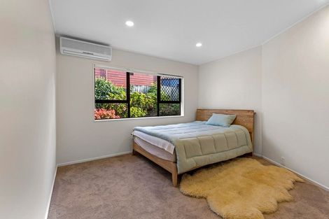 Photo of property in 2/11 Gordon Avenue, Forrest Hill, Auckland, 0620