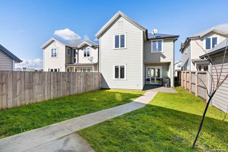 Photo of property in 10 Bellbird Street, Papakura, 2110