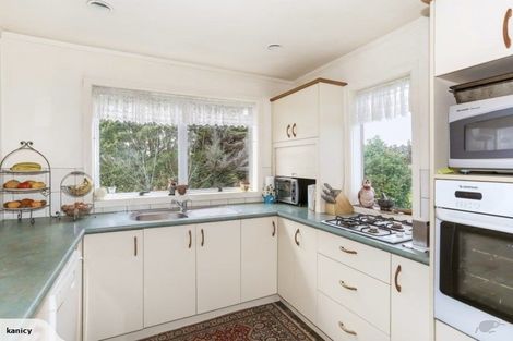 Photo of property in 31 Cameron Road, Waiuku, 2681