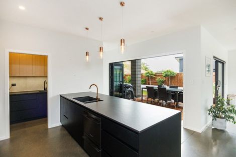 Photo of property in 35 Freedom Drive, Kelvin Grove, Palmerston North, 4414