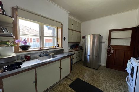 Photo of property in 272 College Street, West End, Palmerston North, 4412