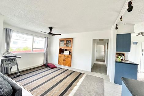 Photo of property in 65 Riverpark Crescent, Henderson, Auckland, 0610