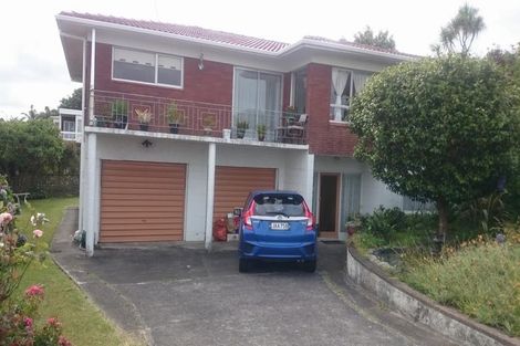 Photo of property in 22 Colin Wild Place, Glenfield, Auckland, 0629