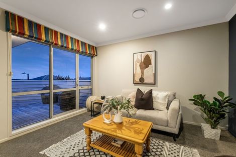 Photo of property in 131 Eskdale Road, Papakowhai, Porirua, 5024