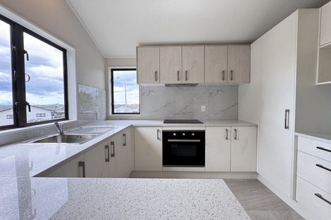 Photo of property in 16 Greenstone Place, Clover Park, Auckland, 2019