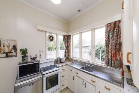 Photo of property in 20 East Street, Terrace End, Palmerston North, 4410