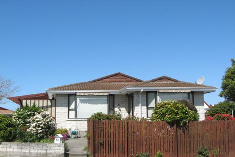 Photo of property in 1/8 James Condon Place, Redwood, Christchurch, 8051
