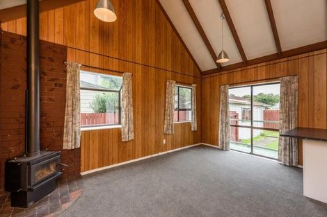 Photo of property in 77 Arawhata Road, Paraparaumu, 5032